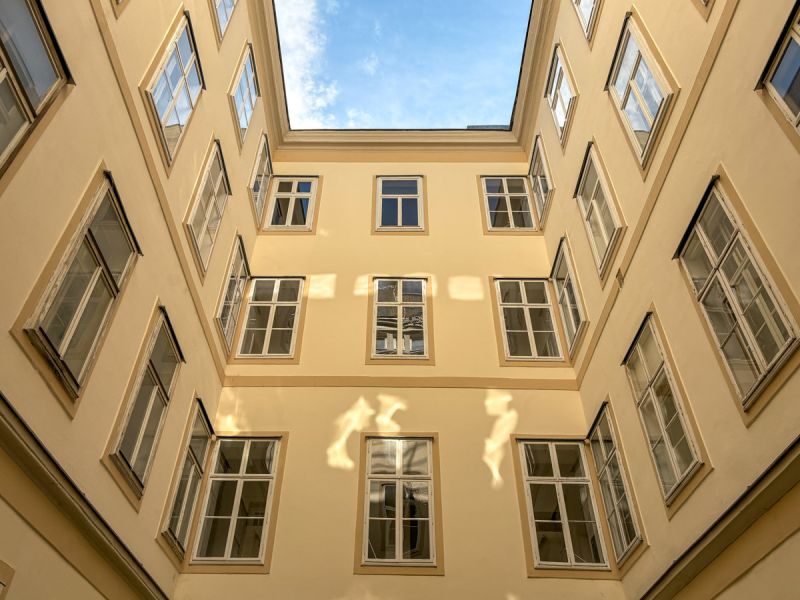 Zentrale Altbauwohnung in Biedermeierhaus nahe Rathaus und Parlament /  / 1080 Wien / Bild 4