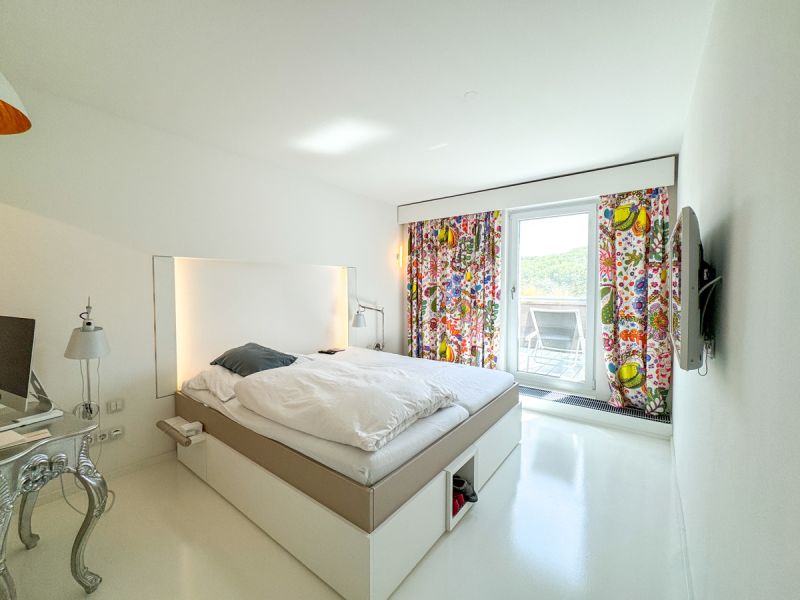 Fantastische 3-Zimmer Wohnung mit Panorama-Blick in den Ptzleinsdorfer Schlopark /  / 1180 Wien / Bild 3