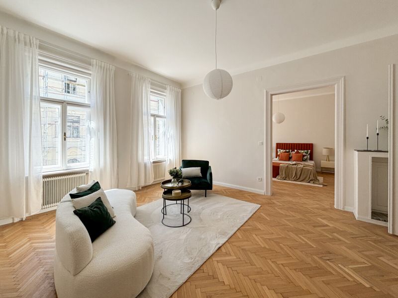 Elegante Altbauwohnung in der Gumpendorfer Straße / / 1060 Wien / Bild 2