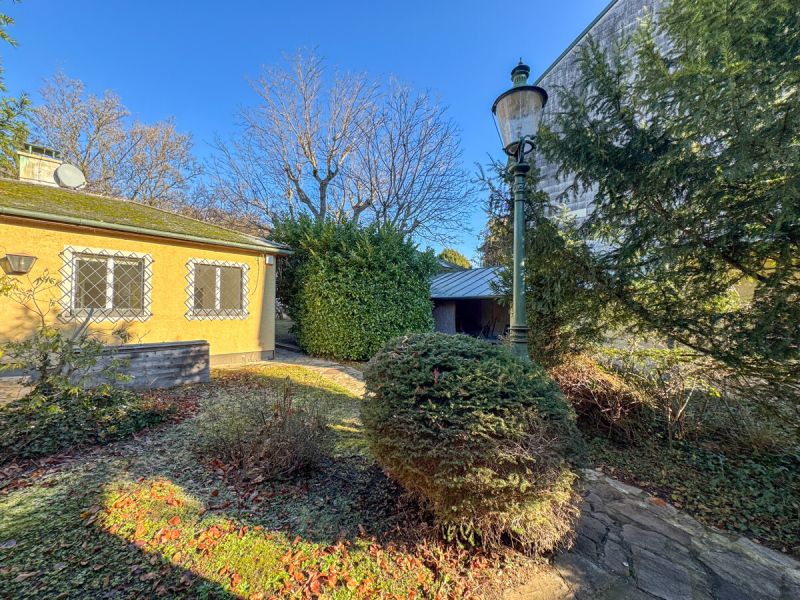 Charmantes Gebudeensemble in guter Lage mit Potenzial