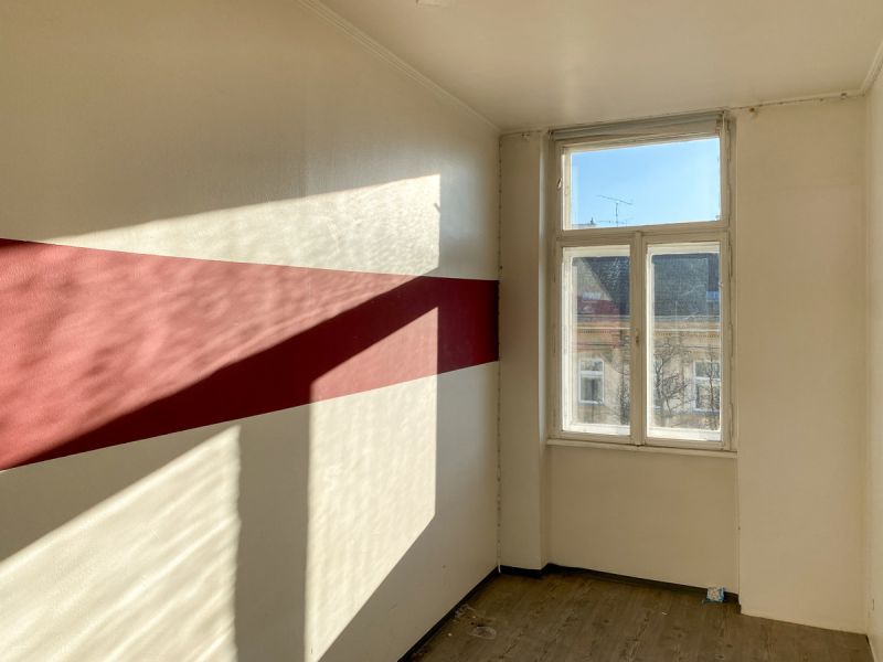 Sdseitige, renovierungsbedrftige Altbauwohnung Nhe Pachmanngasse /  / 1140 Penzing / Bild 7