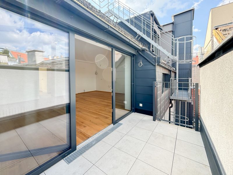 Hochwertig ausgestattete Dachgescho�wohnung mit Terrasse und Fernblick N�he Mariahilferstra�e /  / 1060&nbsp;Wien / Bild 4