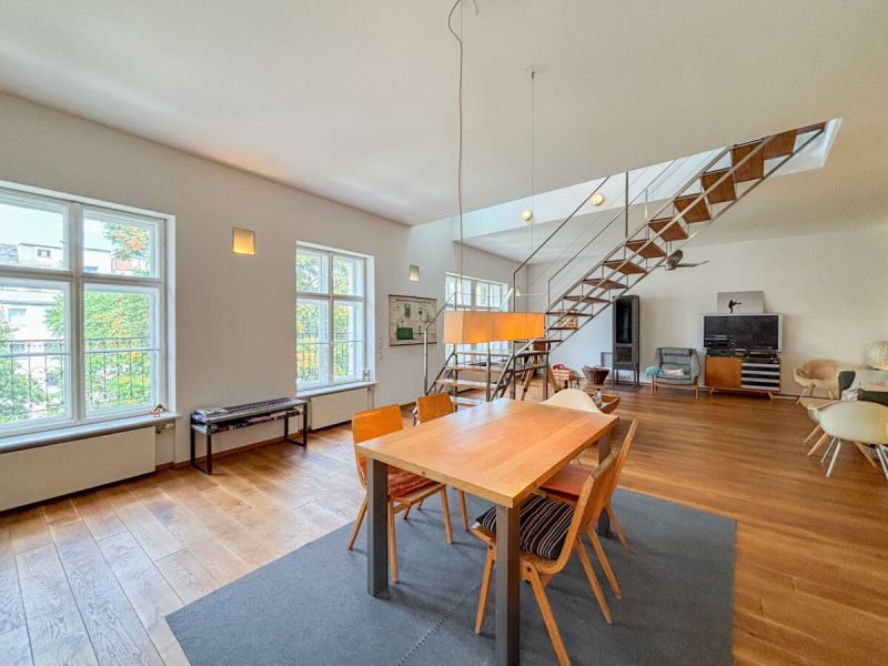 Außergewöhnliche Dachgeschoß-Maisonette in ehemaliger Dampfmaschinenfabrik Nähe Augarten / / 1020 Wien / Bild 2