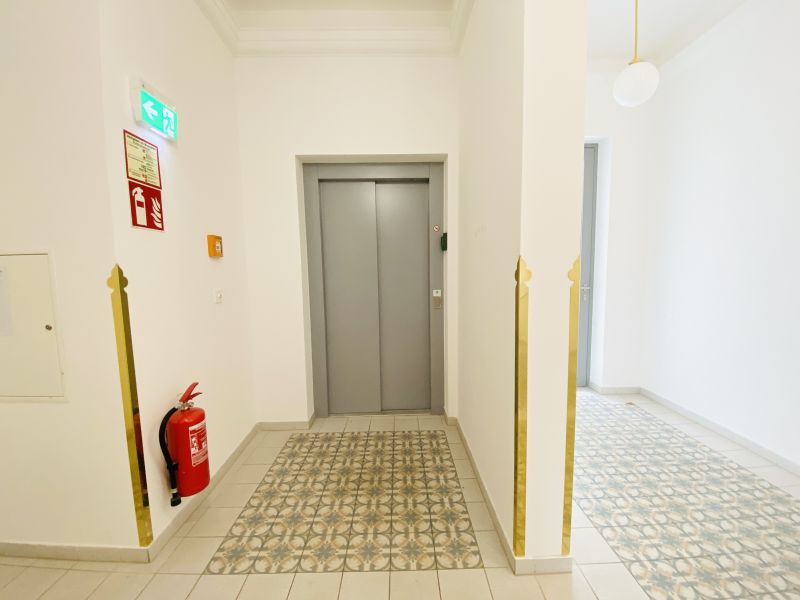 Erstbezug nach Sanierung - mit hofseitiger Terrasse /  / 1120 Wien / Bild 12
