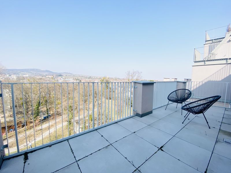 EXKLUSIVES WOHNEN IN OBER D�BLING - 3-Zimmer Dachgeschoss mit Blick auf den Kahlenberg /  / 1190&nbsp;Wien / Bild 2