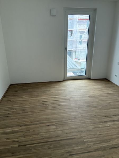 vi�no - ERSTBEZUG: Freundliche 3-Zi-Traumwohnung mit gro�er LOGGIA ab 11/26 >3 Monate mietfrei* /  / 2331&nbsp;V�sendorf / Bild 2