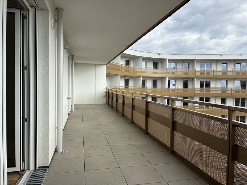 vi�no - FAMILIENTRAUM: 4 Zimmer mit 24m�-Innenhof-LOGGIA ab 11/26 >3 Monate mietfrei bis Ende 2026 /  / 2331&nbsp;V�sendorf / Bild 2