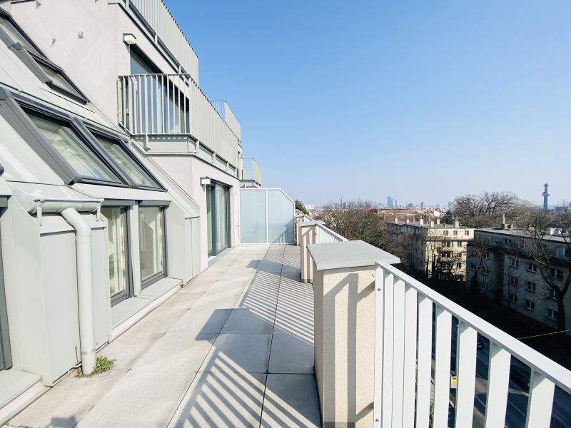 EXKLUSIVES WOHNEN IN OBER D�BLING - Helle Dachgeschosswohnung mit s�dseitiger Terrasse/Balkon /  / 1190&nbsp;Wien / Bild 7