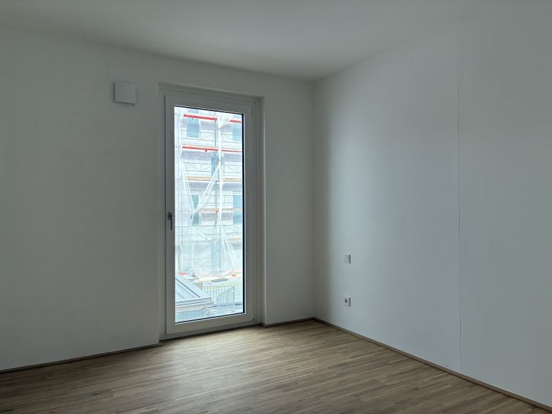 vi�no - ERSTBEZUG: Freundliche 3-Zi-Traumwohnung mit gro�er LOGGIA ab 11/26 >3 Monate mietfrei* /  / 2331&nbsp;V�sendorf / Bild 1