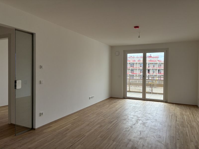 vi�no - ERSTBEZUG: 4-Zimmer-Wohnung mit WOHLF�HL-LOGGIA ab 11/2026 >3 Monate mietfrei bis Ende 2026 /  / 2331&nbsp;V�sendorf / Bild 1
