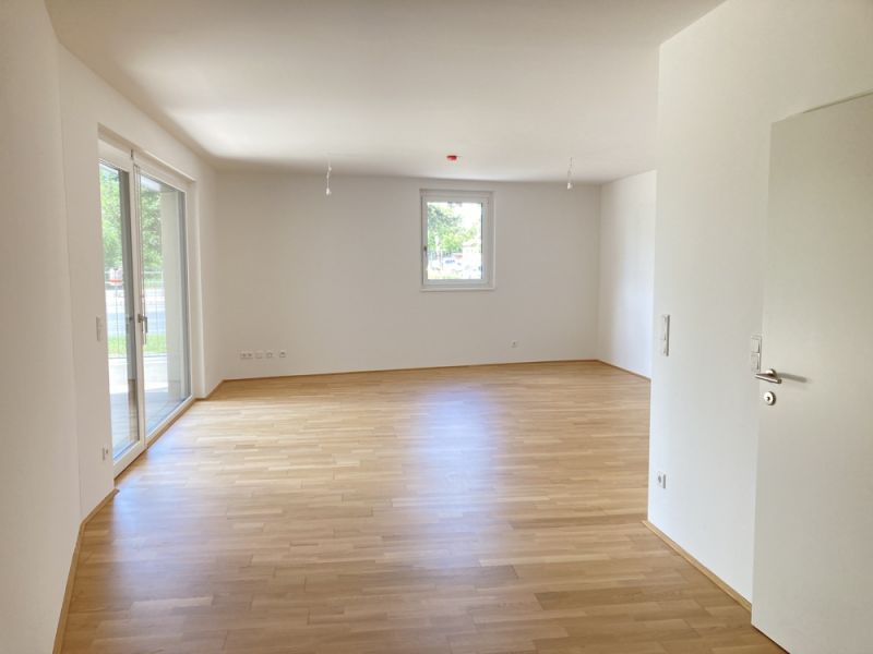 BUWOG WOHNBONUS - 3,5% GrESt sparen!
Grozgige 3-Zimmer-Wohnung mit Garten *Provisionsfrei* /  / 1210 Wien / Bild 2