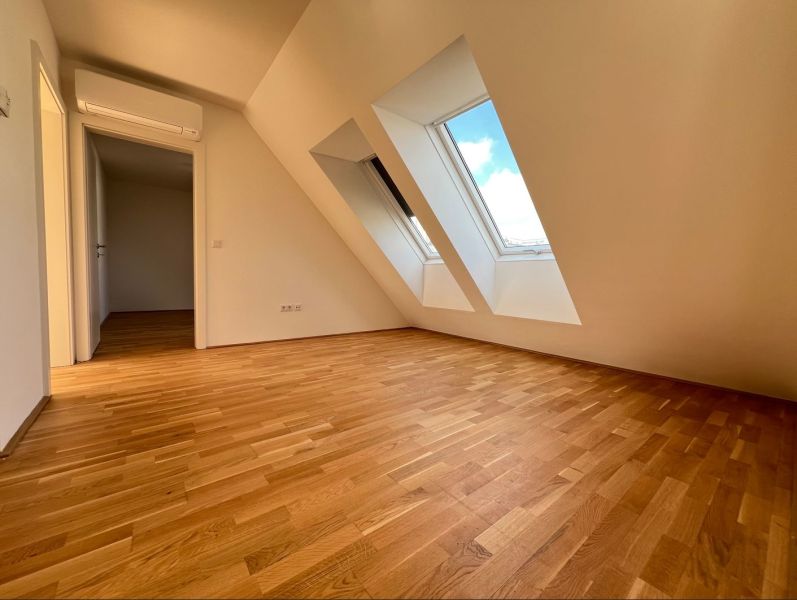 Erstbezug Neubau - klimatisierte Dachgeschoss-Maisonette Nhe Bahnhof Hernals /  / 1170 Wien / Bild 2