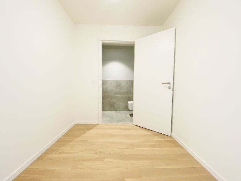 EXKLUSIVES WOHNEN IN OBER D�BLING - Helle Dachgeschosswohnung mit s�dseitiger Terrasse/Balkon /  / 1190&nbsp;Wien / Bild 1