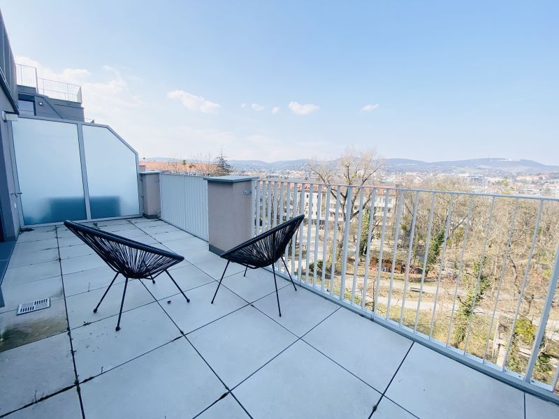 EXKLUSIVES WOHNEN IN OBER D�BLING - 3-Zimmer Dachgeschoss mit Blick auf den Kahlenberg /  / 1190&nbsp;Wien / Bild 1