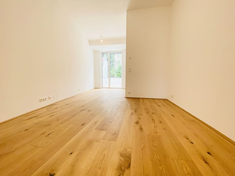 Erstbezug nach Sanierung - mit hofseitiger Terrasse /  / 1120 Wien / Bild 3