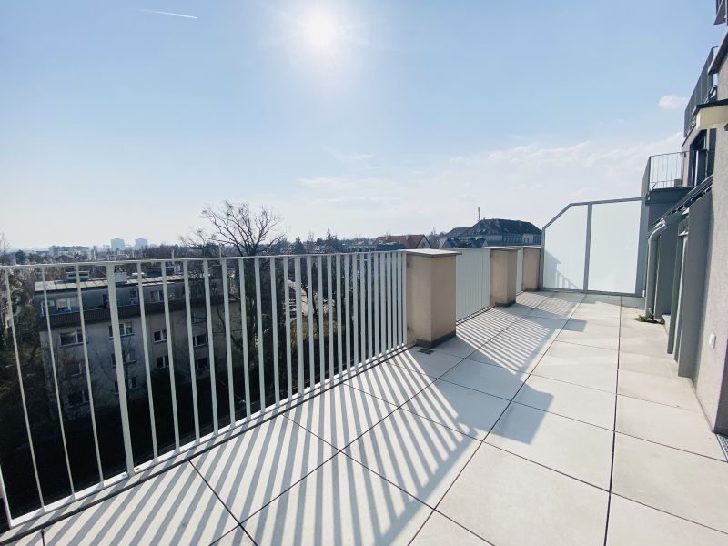 EXKLUSIVES WOHNEN IN OBER D�BLING - Helle Dachgeschosswohnung mit s�dseitiger Terrasse/Balkon /  / 1190&nbsp;Wien / Bild 5