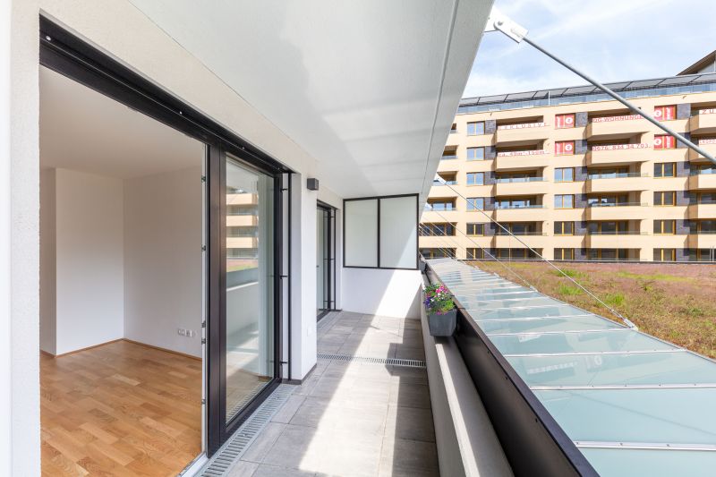 2 Zimmer mit Loggia - Erstbezug - provisionsfrei und gratis Jahreskarte Wr. Linien