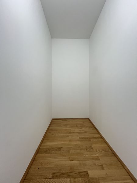 2 Zimmer mit Loggia - Erstbezug - provisionsfrei und gratis Jahreskarte Wr. Linien /  / 1100 Wien / Bild 4