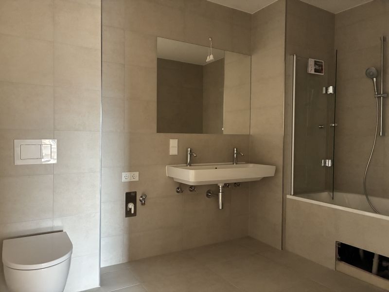 vi�no - FAMILIENTRAUM: 4 Zimmer mit 24m�-Innenhof-LOGGIA ab 11/26 >3 Monate mietfrei bis Ende 2026 /  / 2331&nbsp;V�sendorf / Bild 6