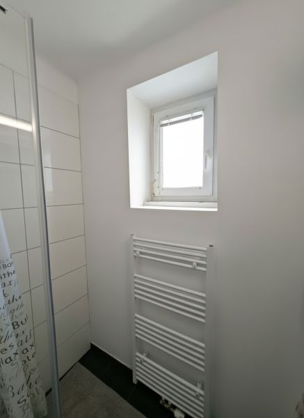 3D-Tour! GROSSARTIGE 2-ZIMMER WOHNUNG BEIM BAHNHOF H�TTELDORF! /  / 1140&nbsp;Wien / Bild 2