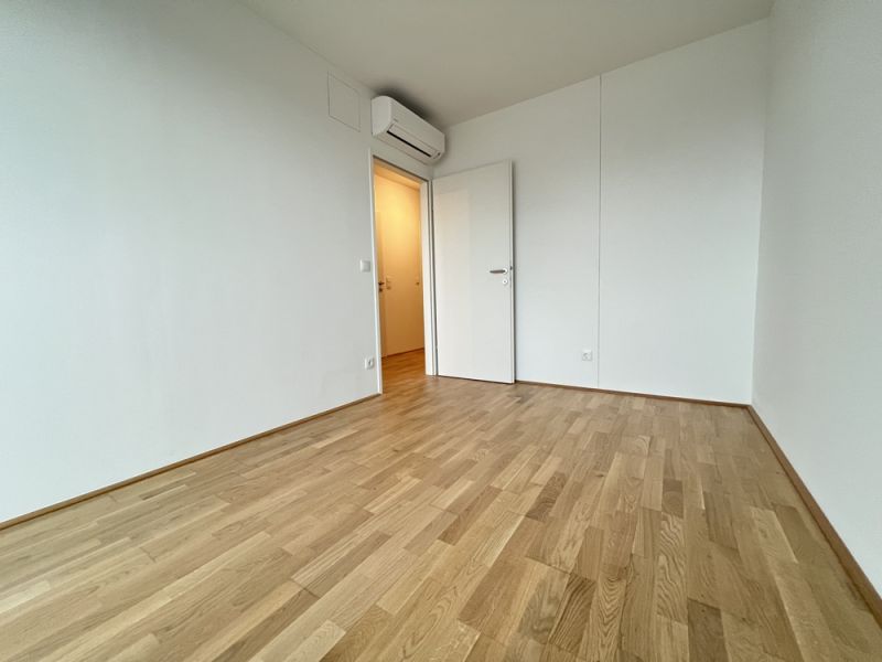 Dachgeschoss 3 Zimmer mit Dachgarten, klimatisiert - provisionsfrei + Jahreskarte Wr. Linien /  / 1100 Wien / Bild 15