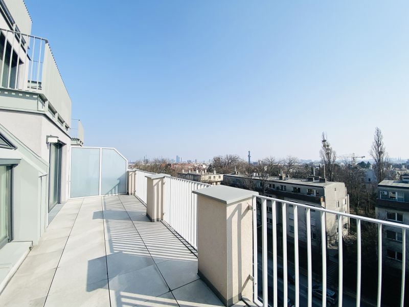 EXKLUSIVES WOHNEN IN OBER D�BLING - Helle Dachgeschosswohnung mit s�dseitiger Terrasse/Balkon /  / 1190&nbsp;Wien / Bild 6
