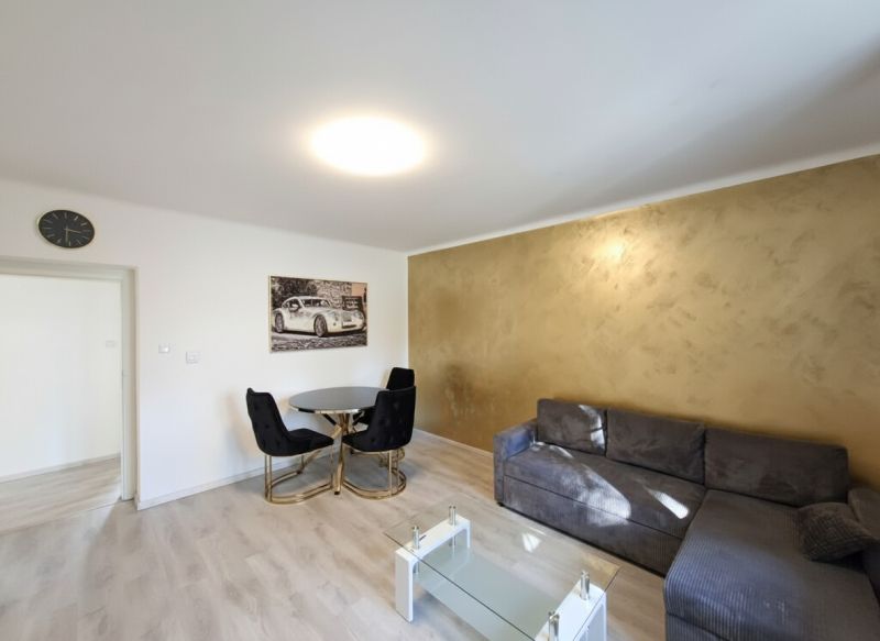 3D-Tour! GROSSARTIGE 2-ZIMMER WOHNUNG BEIM BAHNHOF H�TTELDORF! /  / 1140&nbsp;Wien / Bild 1