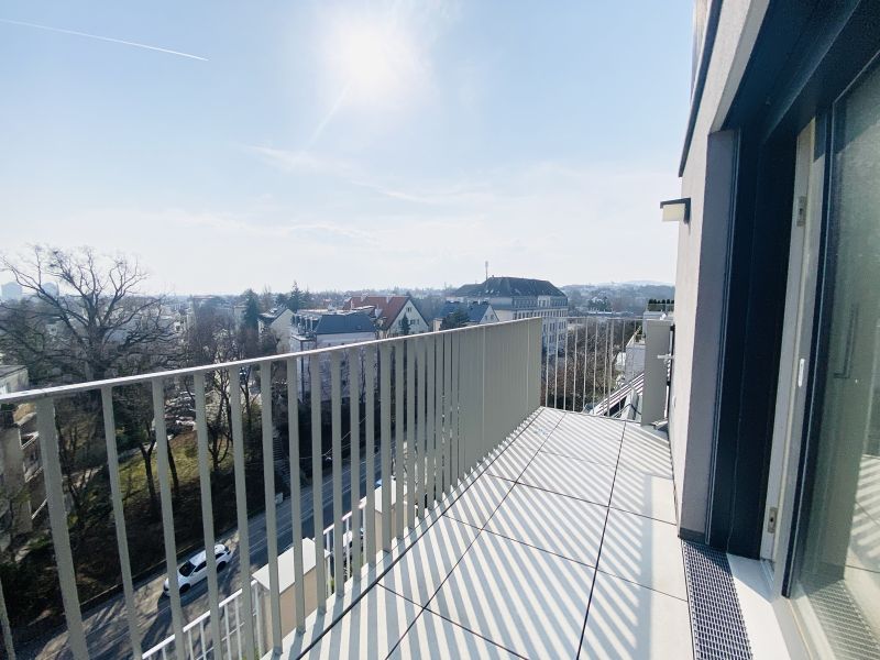 EXKLUSIVES WOHNEN IN OBERDÖBLING - Traumhafte Dachgeschosswohnung mit Blick über Wien / / 1190 Wien / Bild 5