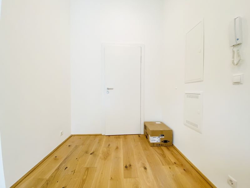 Exklusiver Erstbezug nach Sanierung - 3-Zimmerwohnung mit Freiflche in den ruhigen Innenhof /  / 1120 Wien / Bild 5