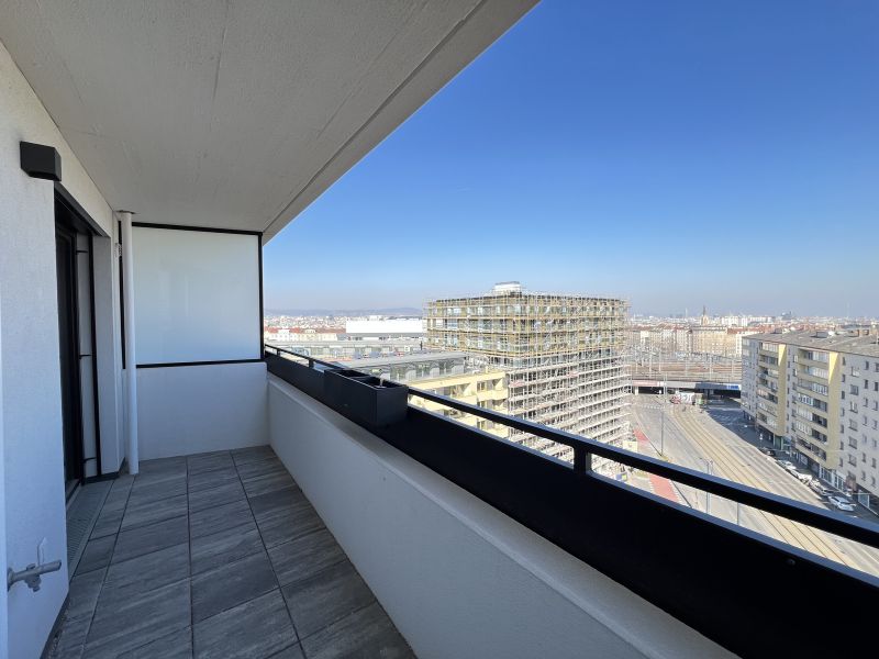 ERSTBEZUG am Hauptbahnhof: EXKLUSIVE DACHGESCHOSSWOHNUNG mit Dachgarten und wundersch�nem Wienblick!