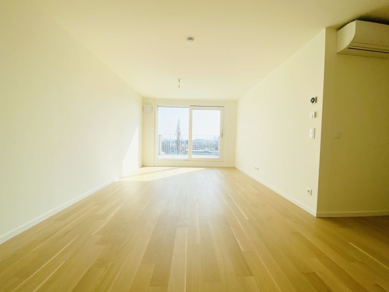 EXKLUSIVES WOHNEN IN OBER D�BLING - Helle Dachgeschosswohnung mit s�dseitiger Terrasse/Balkon /  / 1190&nbsp;Wien / Bild 2