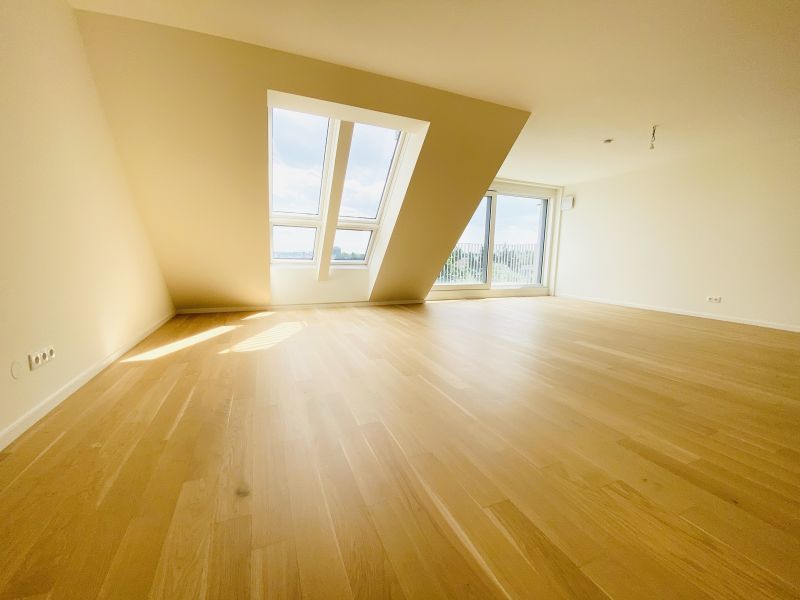 EXKLUSIVE DACHGESCHOSSWOHNUNG MIT BLICK �BER WIEN - Wohnen in bester Wohnlage /  / 1190&nbsp;Wien / Bild 1