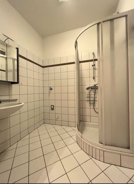 Dachgeschosswohnung, 2 Zimmer Nhe Klinik Ottakring /  / 1160 Wien / Bild 3