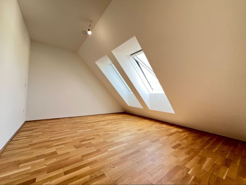 Erstbezug Neubau - klimatisierte Dachgeschoss-Maisonette Nhe Bahnhof Hernals /  / 1170 Wien / Bild 3
