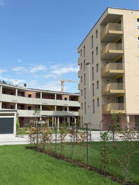 ERSTBEZUG 3-Zimmer-Wohnung mit Balkon, Top 9 /  / 2700 Wiener Neustadt / Bild 1