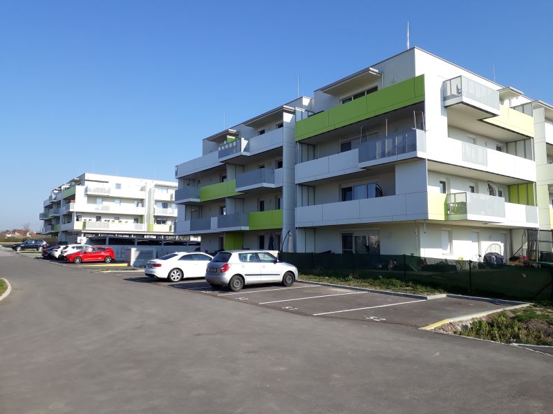 1-Zimmer-Wohnung mit Loggia und Balkon, Top 24