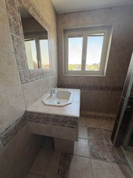 2-Zimmer-Wohnung mit Loggia, Top 8 / / 2700 Wiener Neustadt / Bild 2