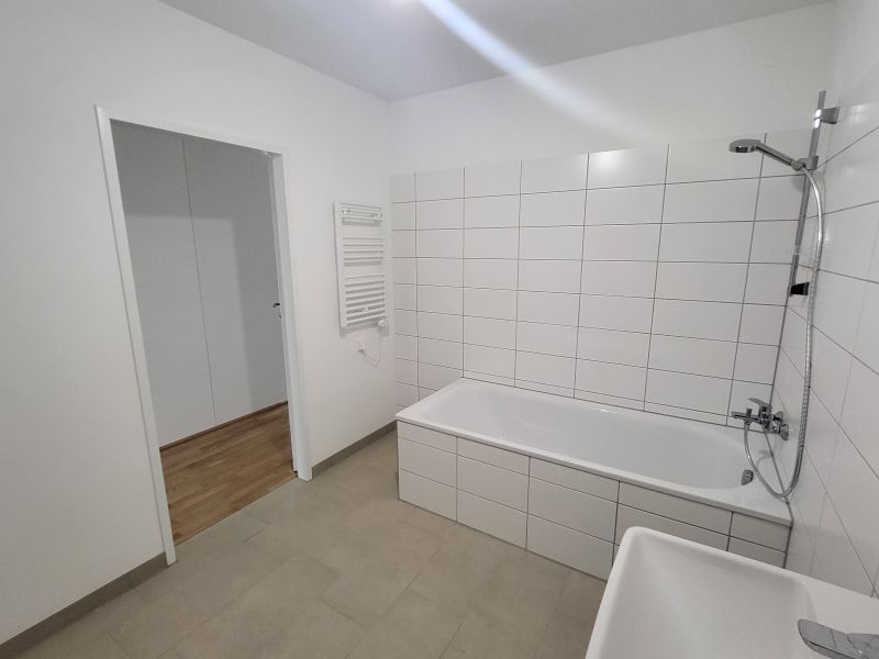 ERSTBEZUG 4-Zimmer-Wohnung mit Terrasse und Garten, Top 1 /  / 2700 Wiener Neustadt / Bild 16