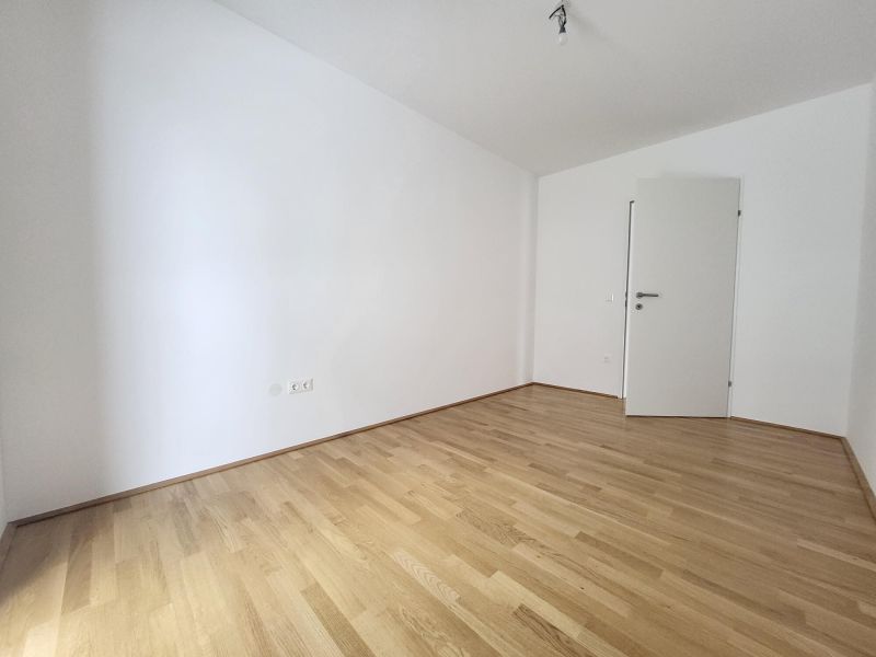 ERSTBEZUG 4-Zimmer-Wohnung mit Terrasse und Garten, Top 1 / / 2700 Wiener Neustadt / Bild 10
