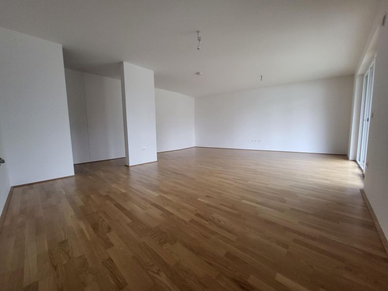 ERSTBEZUG! 2-Zimmer-Wohnung mit Terrasse und Garten, Top 4, mit Kaufoption /  / 2700&nbsp;Wiener Neustadt / Bild 2