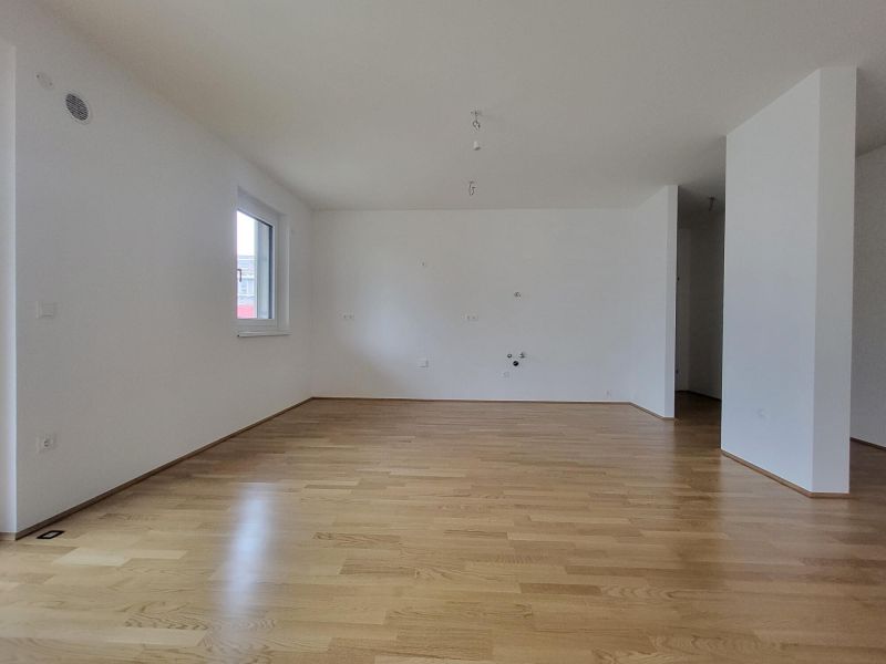 ERSTBEZUG! 2-Zimmer-Wohnung mit Terrasse und Garten, Top 4, mit Kaufoption /  / 2700&nbsp;Wiener Neustadt / Bild 0