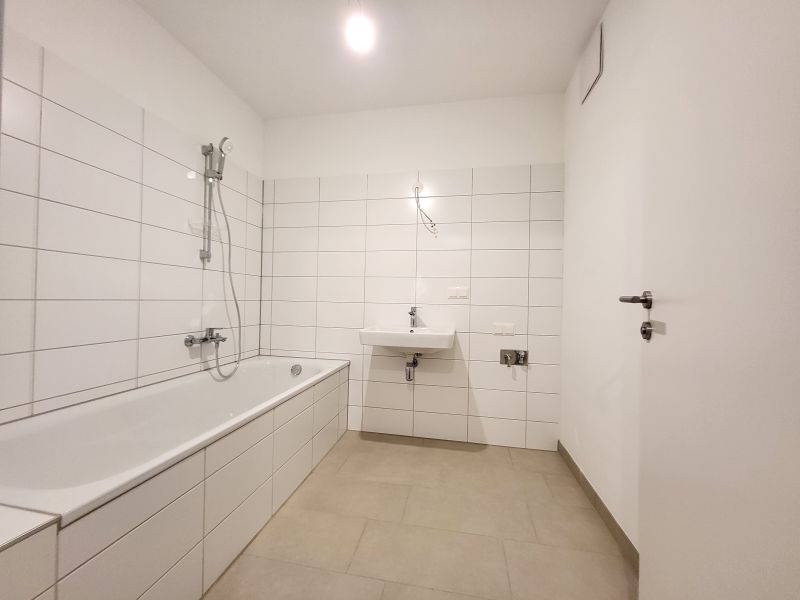 ERSTBEZUG! 2-Zimmer-Wohnung mit Balkon, Top 5 / / 2700 Wiener Neustadt / Bild 8