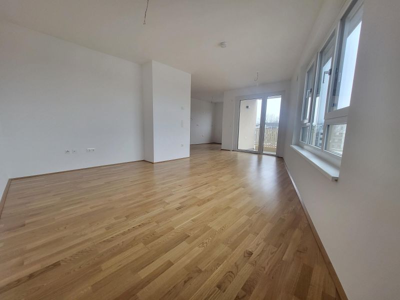 ERSTBEZUG! 2-Zimmer-Wohnung mit Balkon, Top 14 / / 2700 Wiener Neustadt / Bild 4