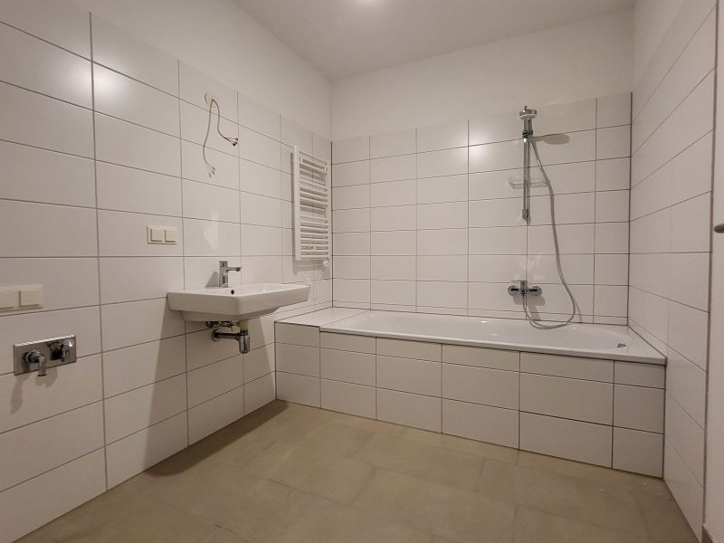 ERSTBEZUG! 3-Zimmer-Wohnung mit Balkon, Top 19 / / 2700 Wiener Neustadt / Bild 14