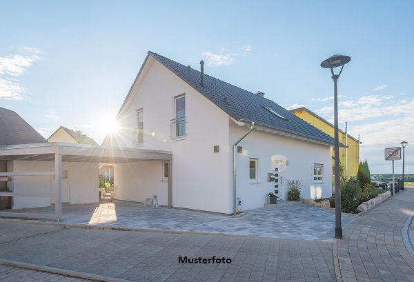 Doppelhaushälfte mit großer Dachterrasse + provisionsfrei +