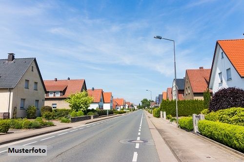 +++ Familienfreundliche Doppelhaush�lfte mit Doppelstellplatz au�en - ruhig & zentral +++