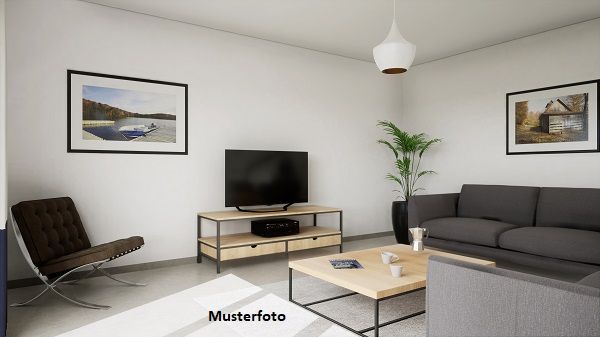 Einfamilien-Doppelhaushlfte mit Stellplatz und Garten /  / 4030 Linz / Bild 0