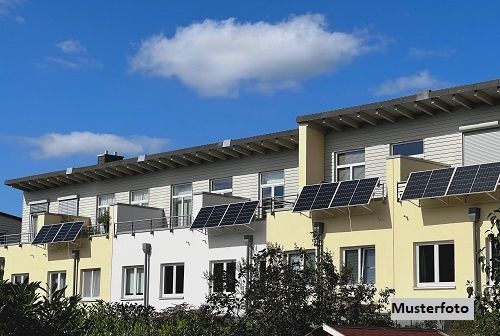 +++ Reihenhausanlage mit Stellpltzen +++ /  / 2500 Siegenfeld / Bild 0