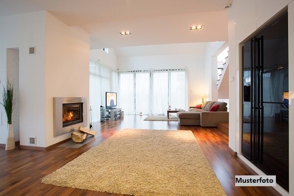 Gepflegtes Einfamilien-Reihenmittelhaus mit Kelleratelier und Terrasse