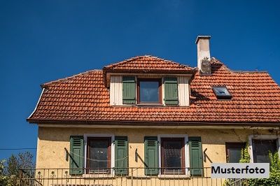 Einfamilienhaus (abbruchreif) - Neubauchance auf großem Bauplatz